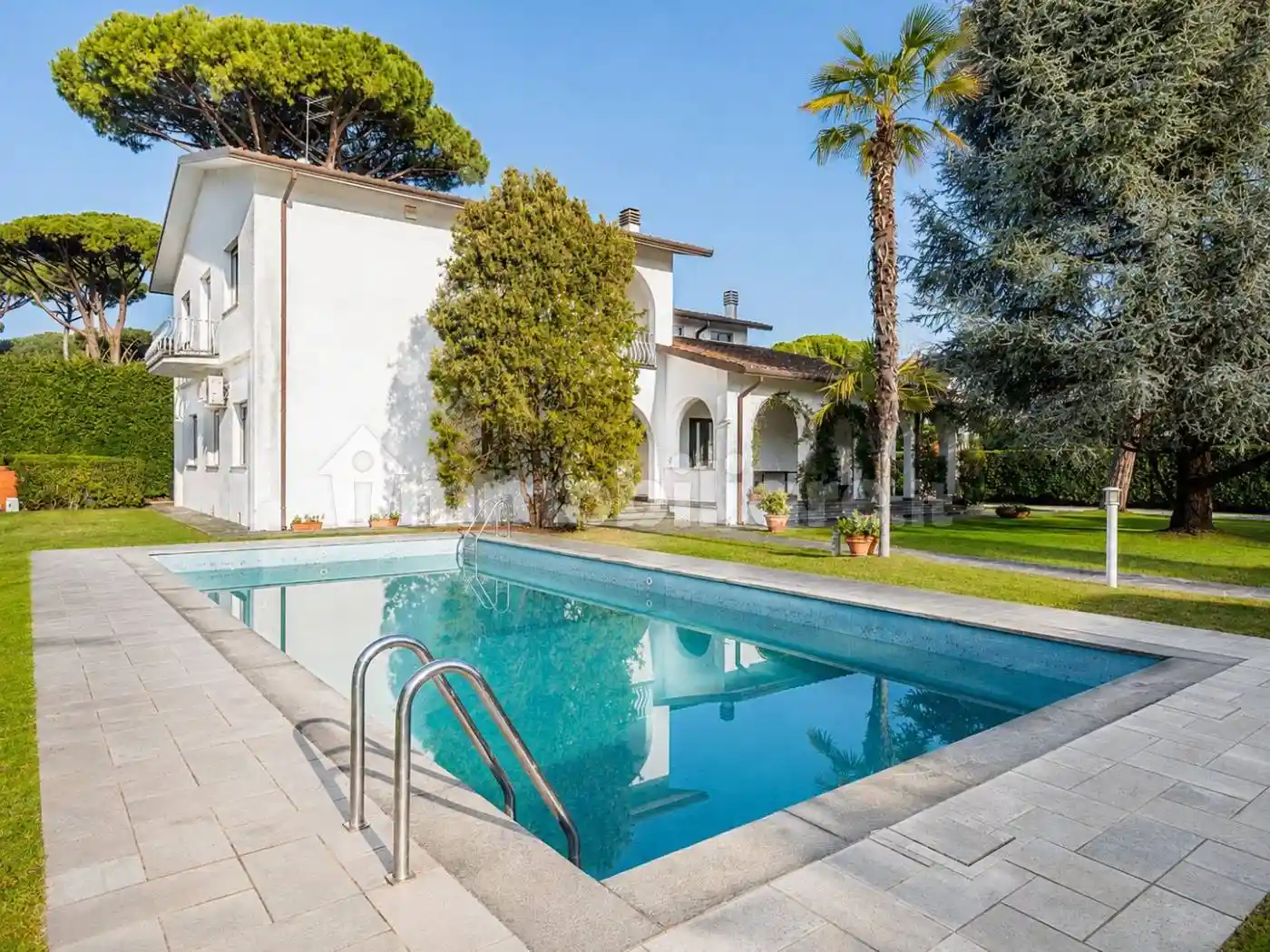 Villa in affitto a Forte dei Marmi