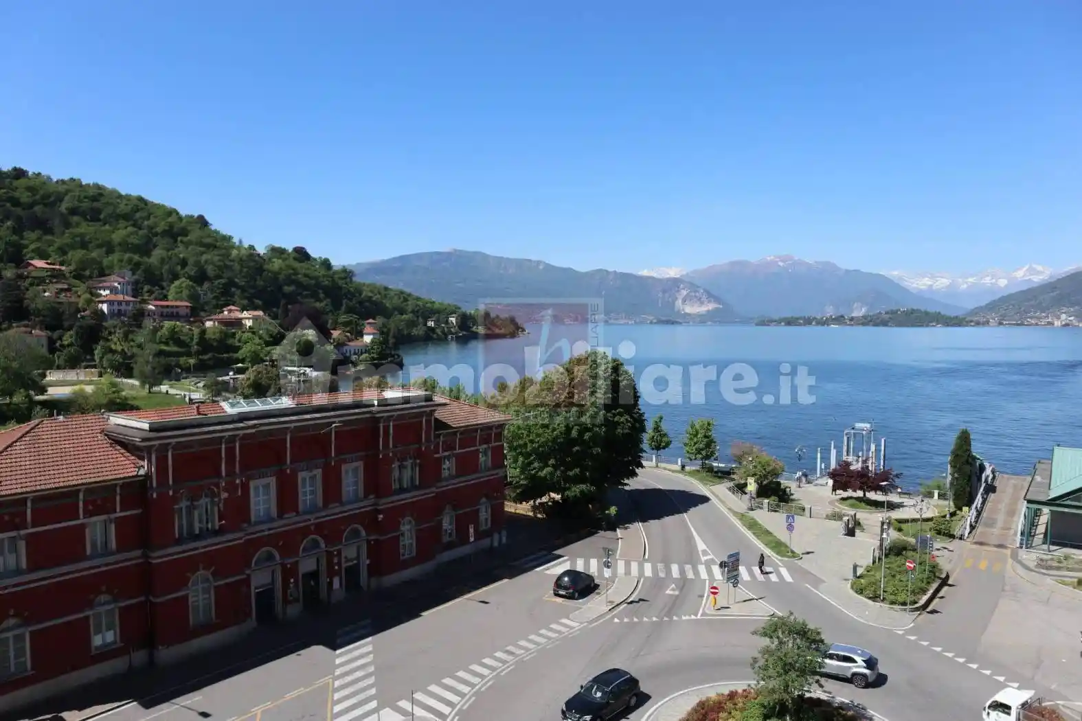 Appartamento in vendita a Laveno-Mombello