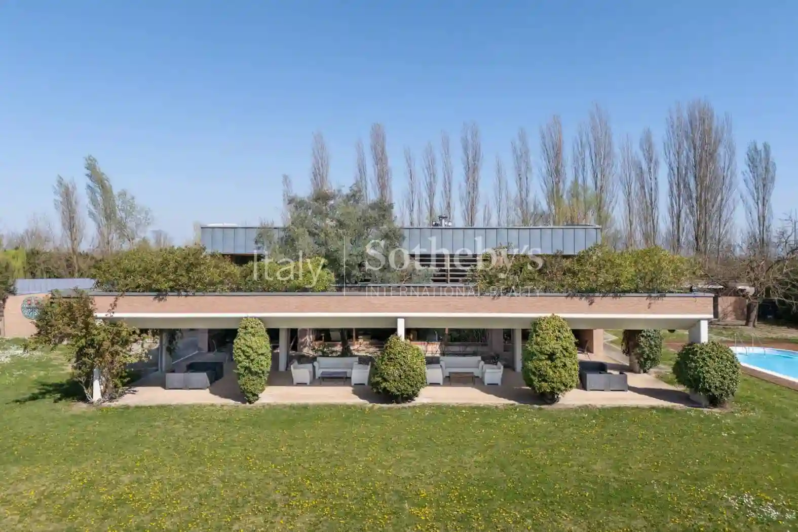 Villa - foto 2