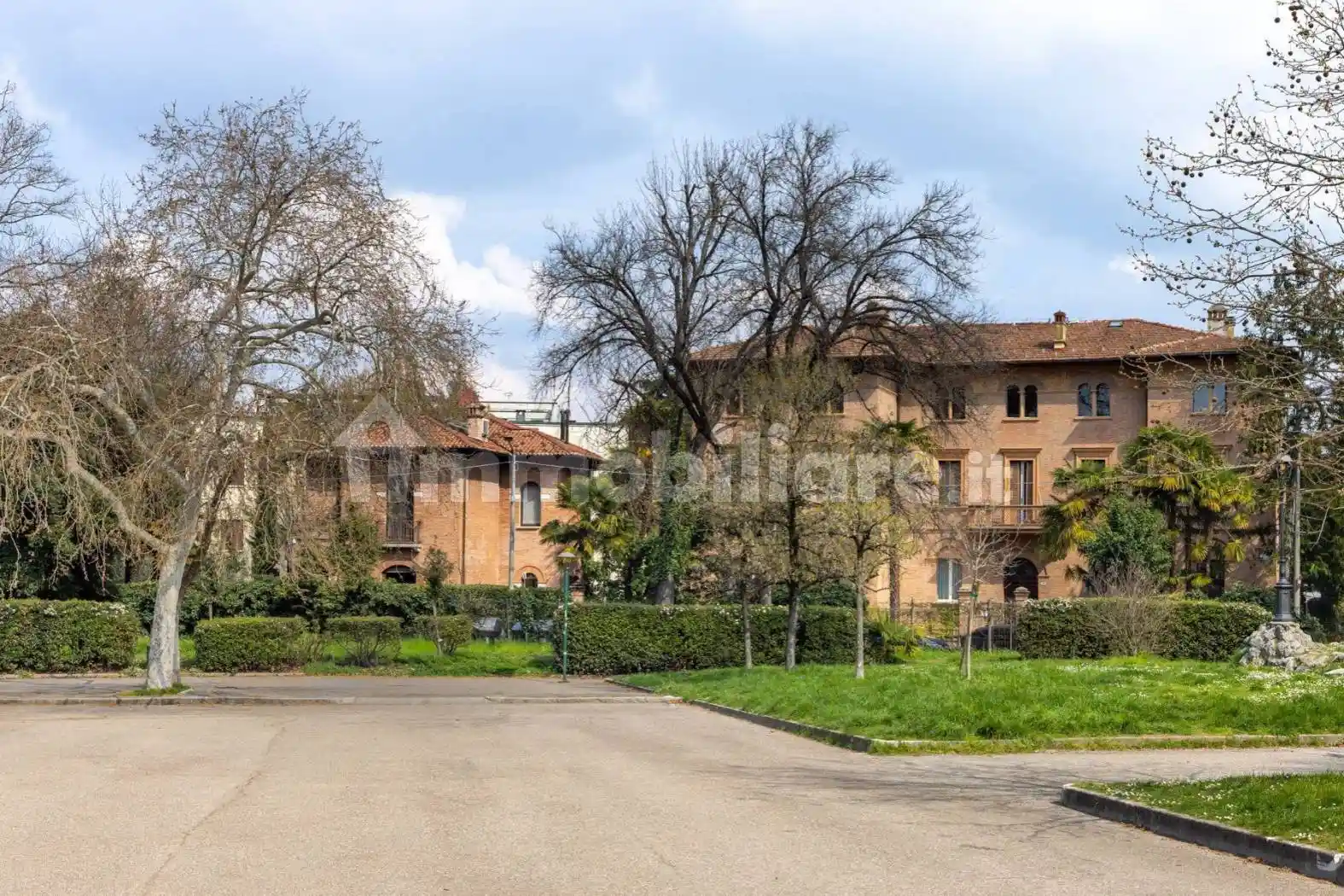 Appartamento in vendita a Bologna