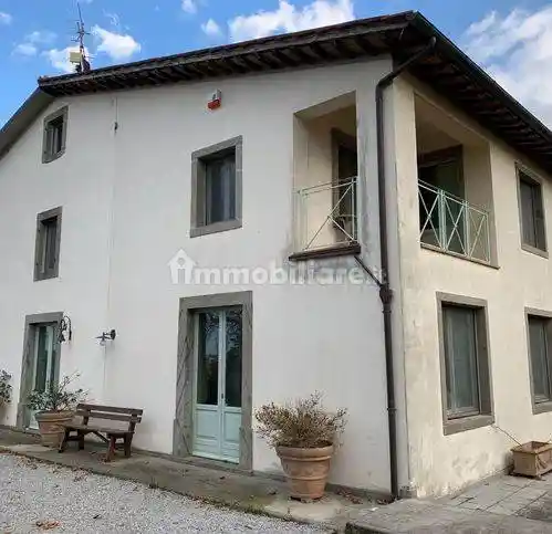 Villa in vendita a Castel del Piano
