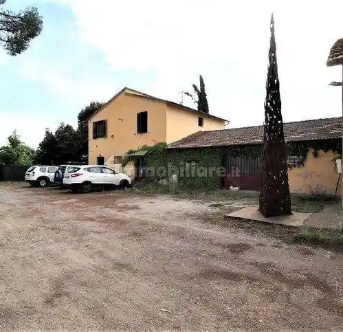Rustico - Casale in vendita a Grosseto