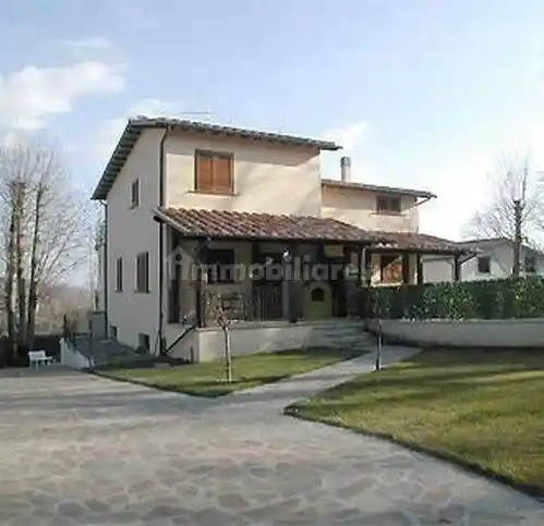 Villa in vendita a Santa Fiora