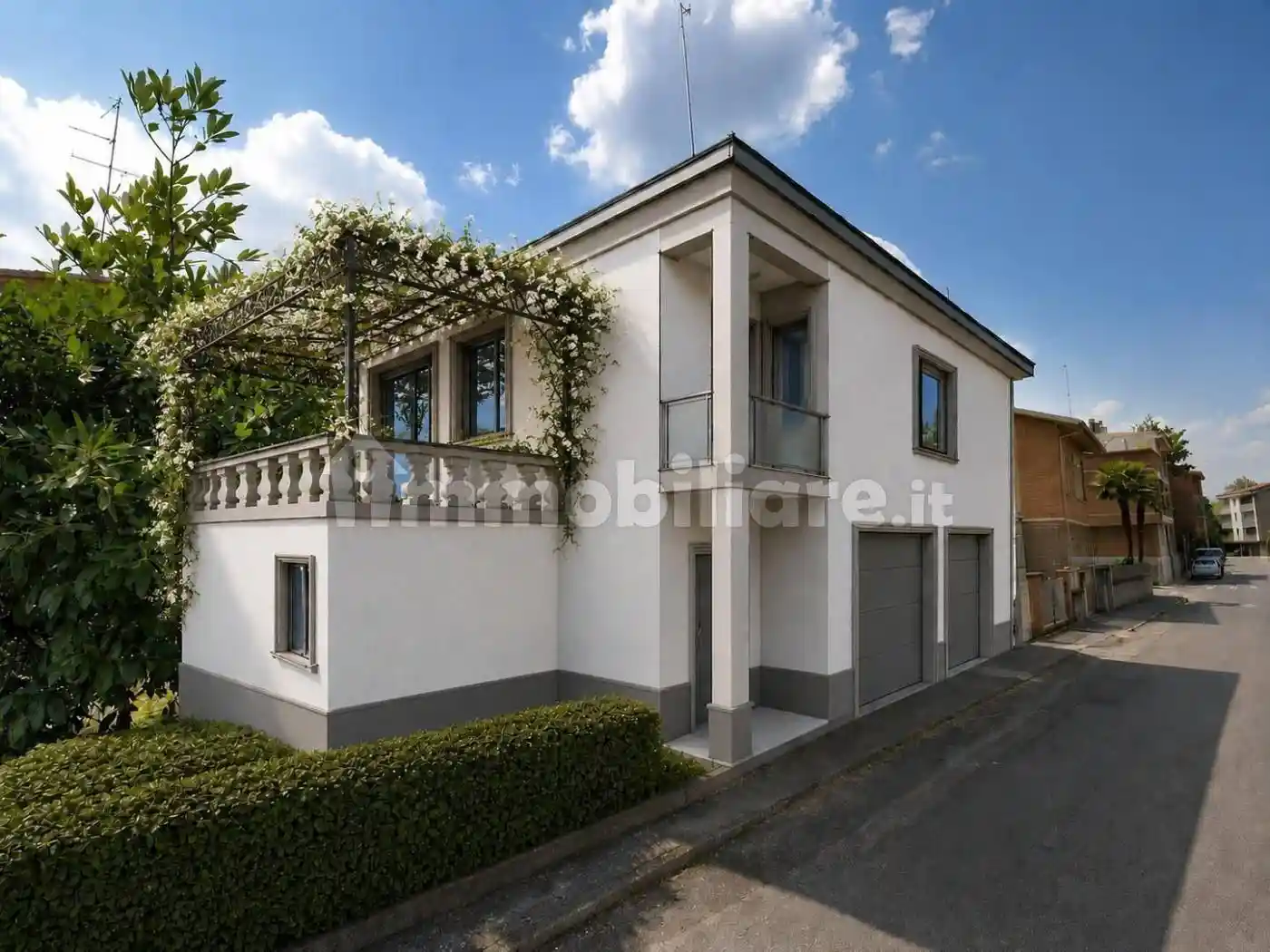 Casa indipendente in vendita a Modena
