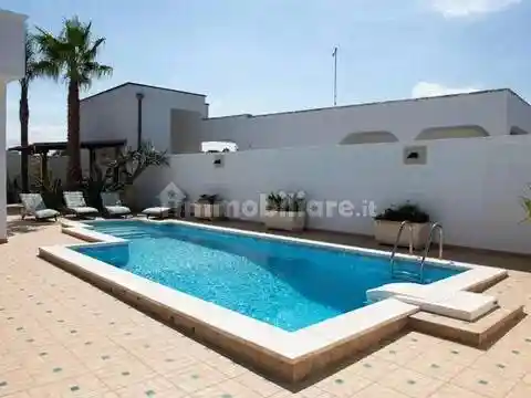 Villa in vendita a Torchiarolo