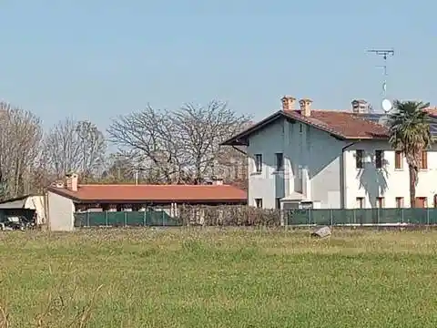 Villa in vendita a Pordenone