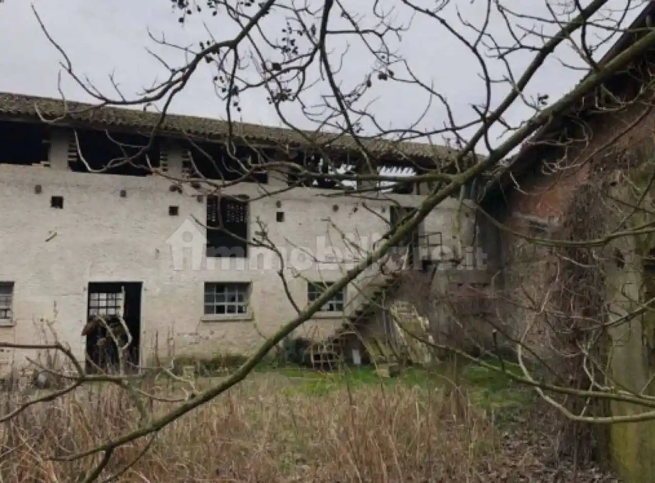 Rustico - Casale in vendita a Trivignano Udinese