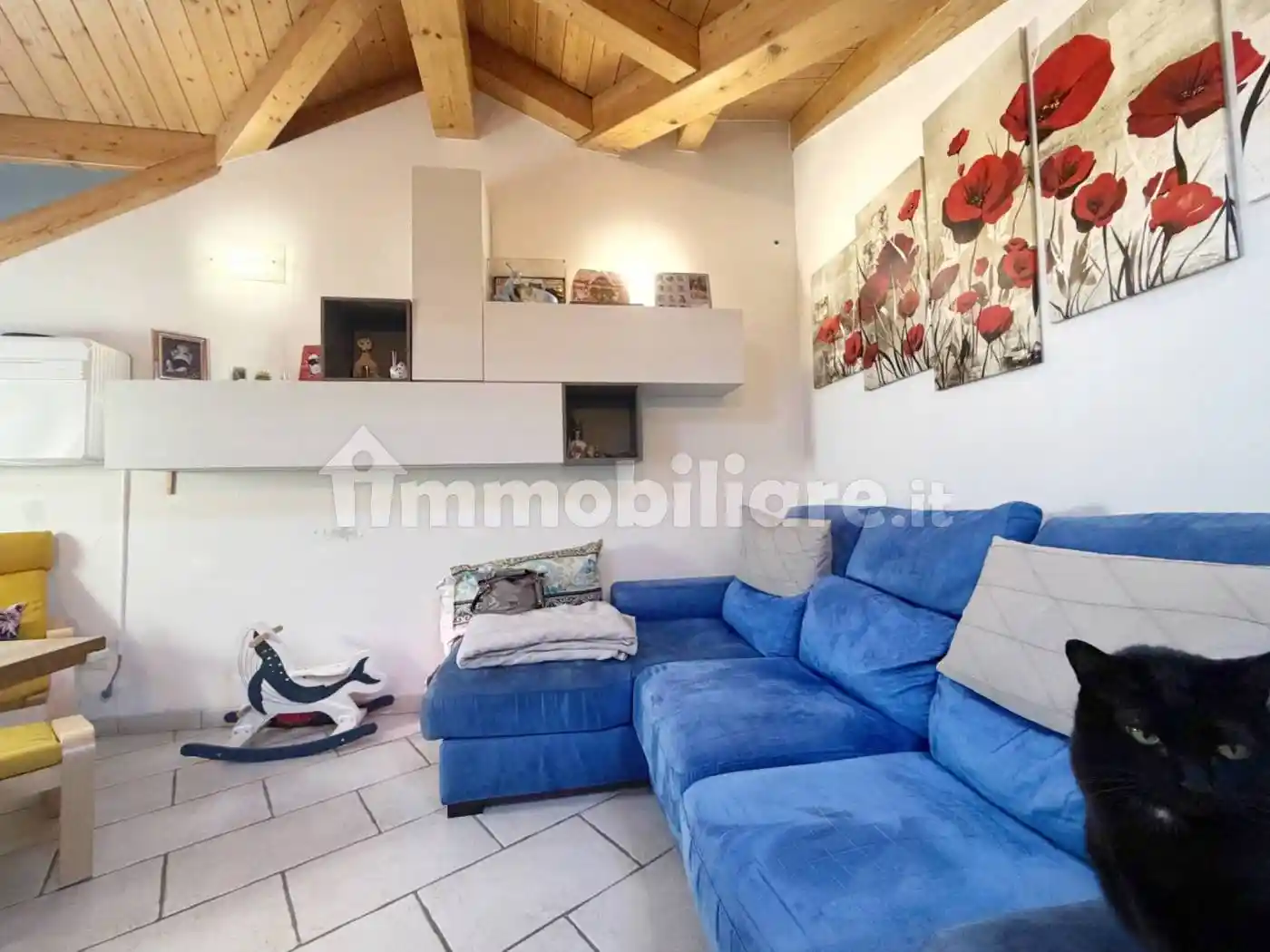 Appartamento in vendita a Gavirate