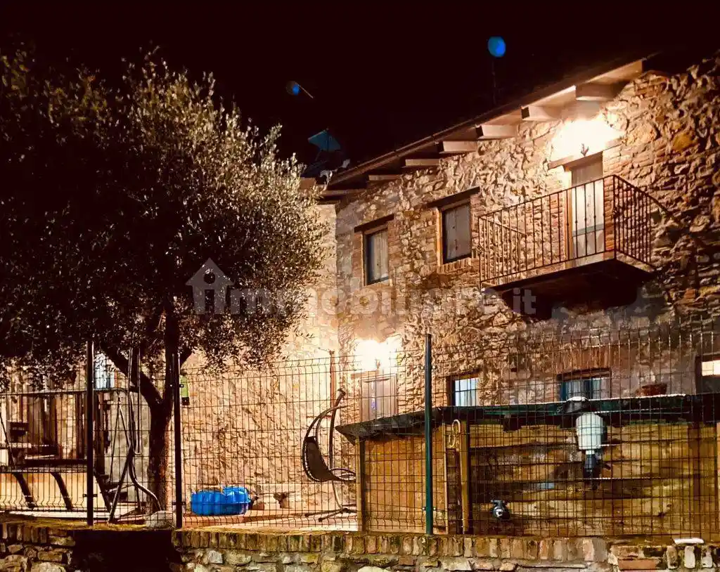 Rustico - Casale in vendita a Santa Maria della Versa