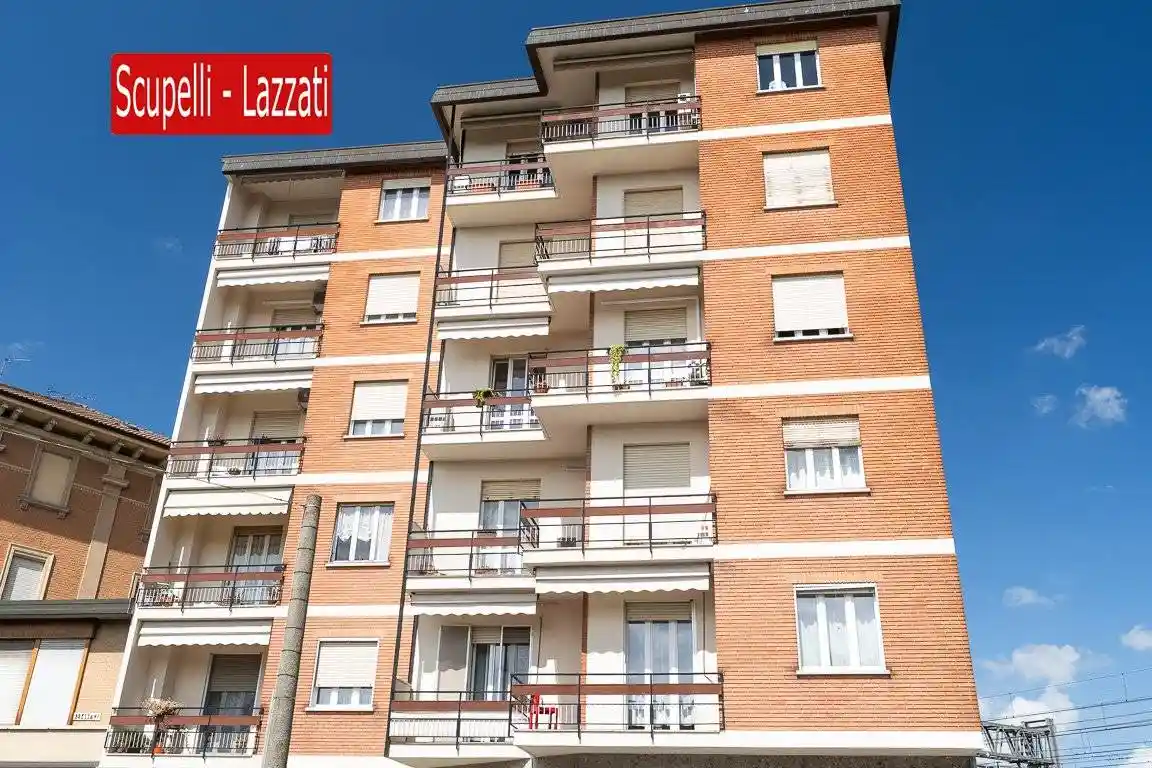 Appartamento in vendita a Voghera
