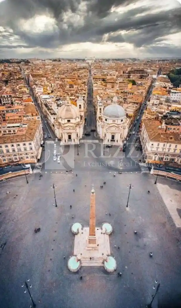Palazzo - Edificio in vendita a Roma