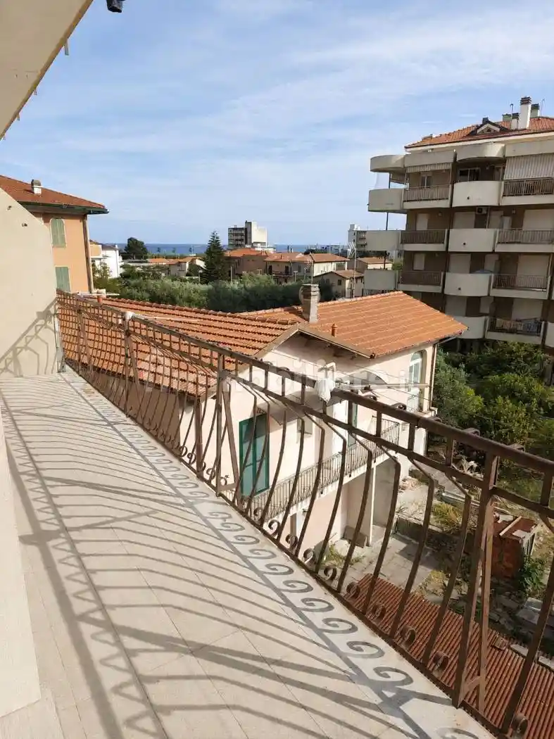 Appartamento in vendita a Vallecrosia