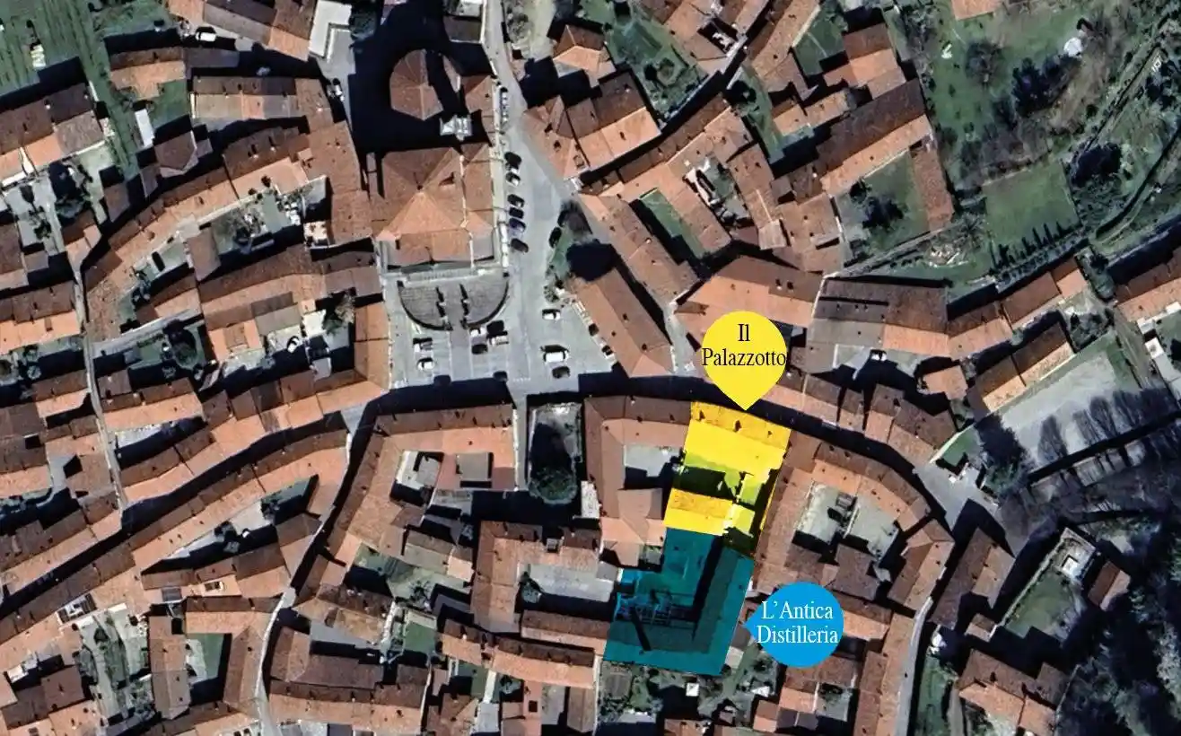 Palazzo - Edificio in vendita a Romano Canavese