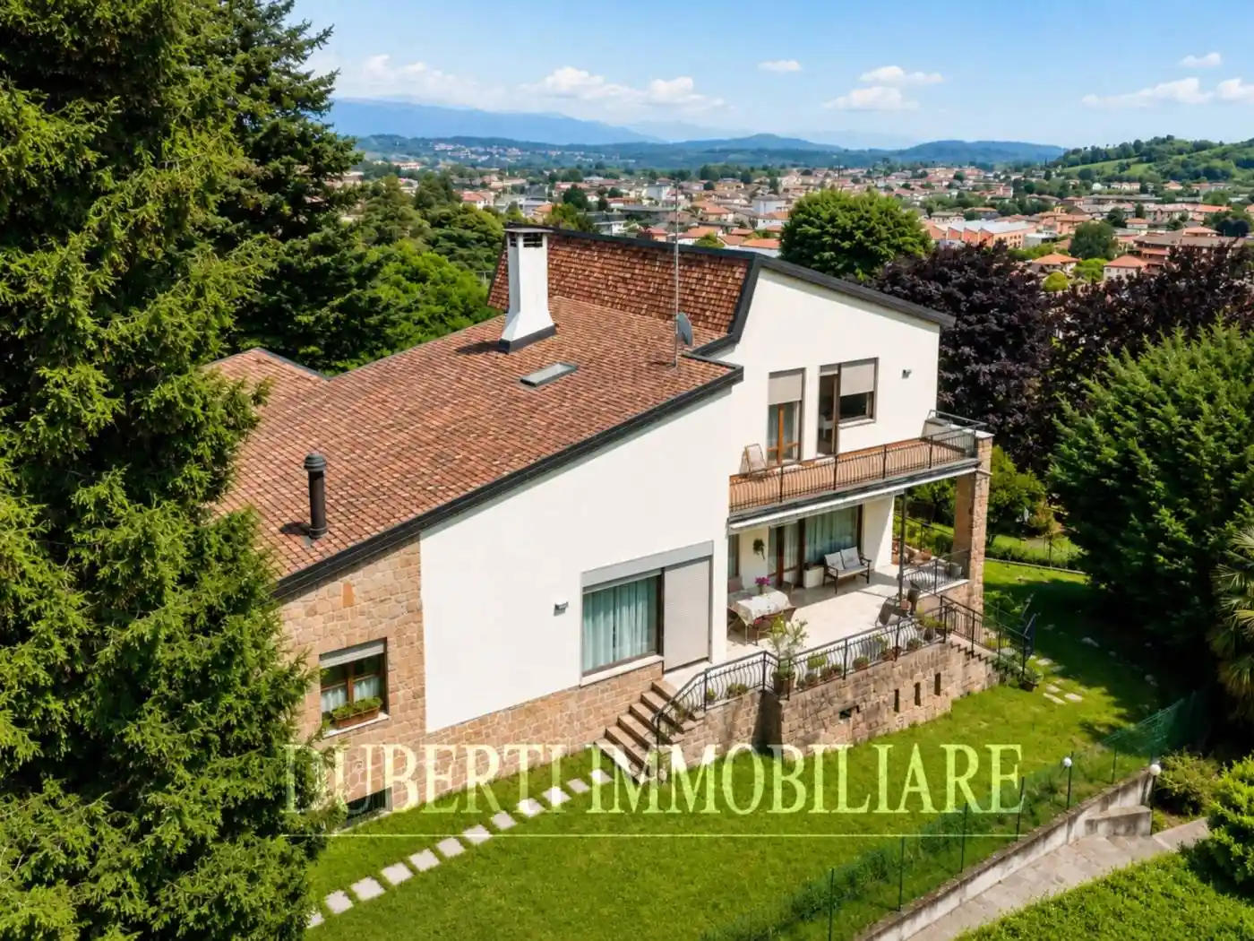 Villa in vendita a Induno Olona