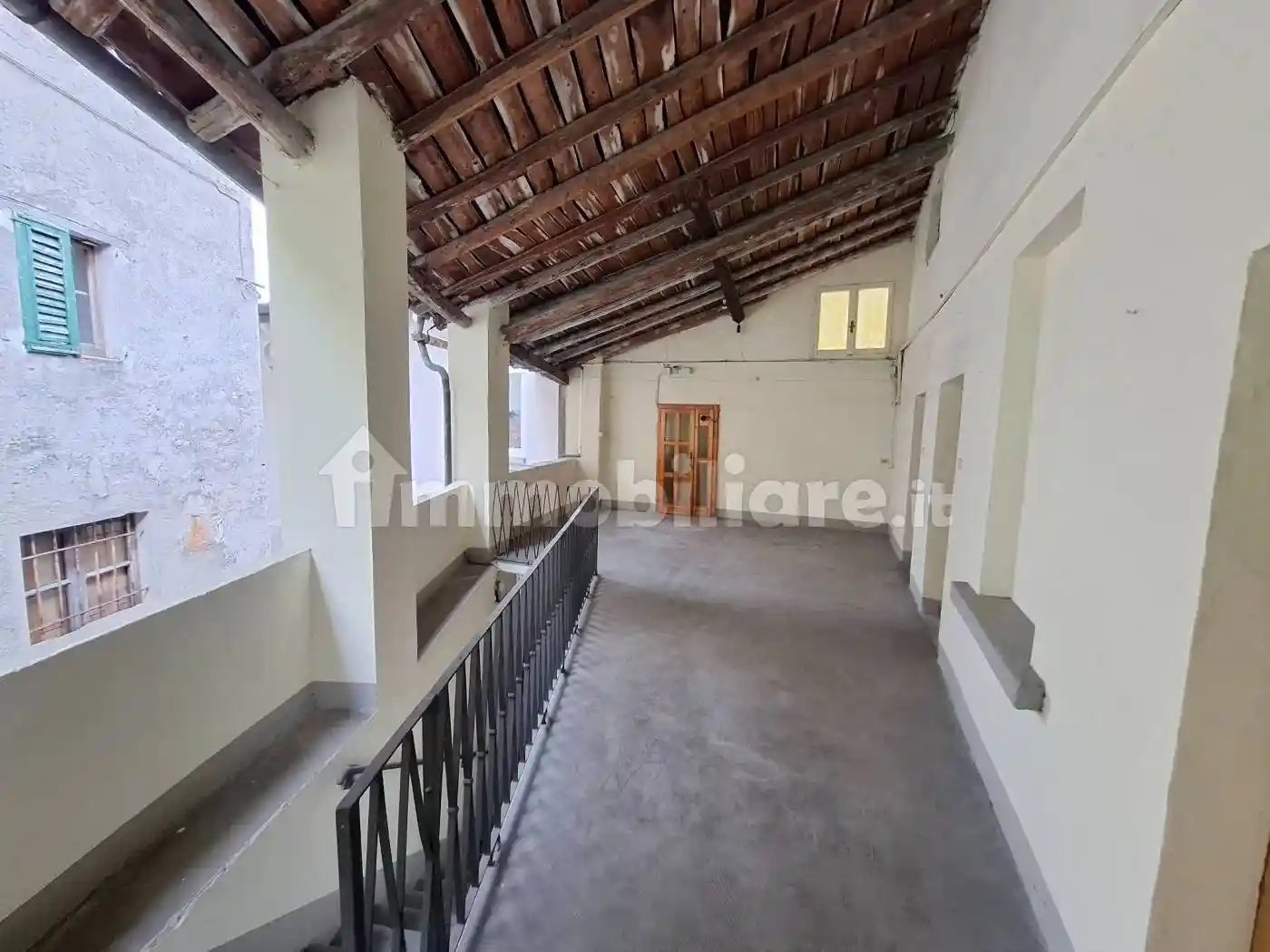 Rustico - Casale in vendita a Marone