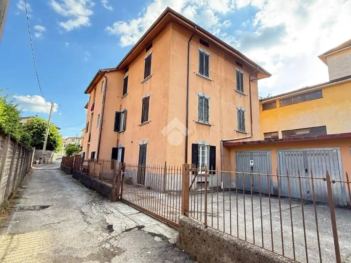Appartamento in vendita a Airuno