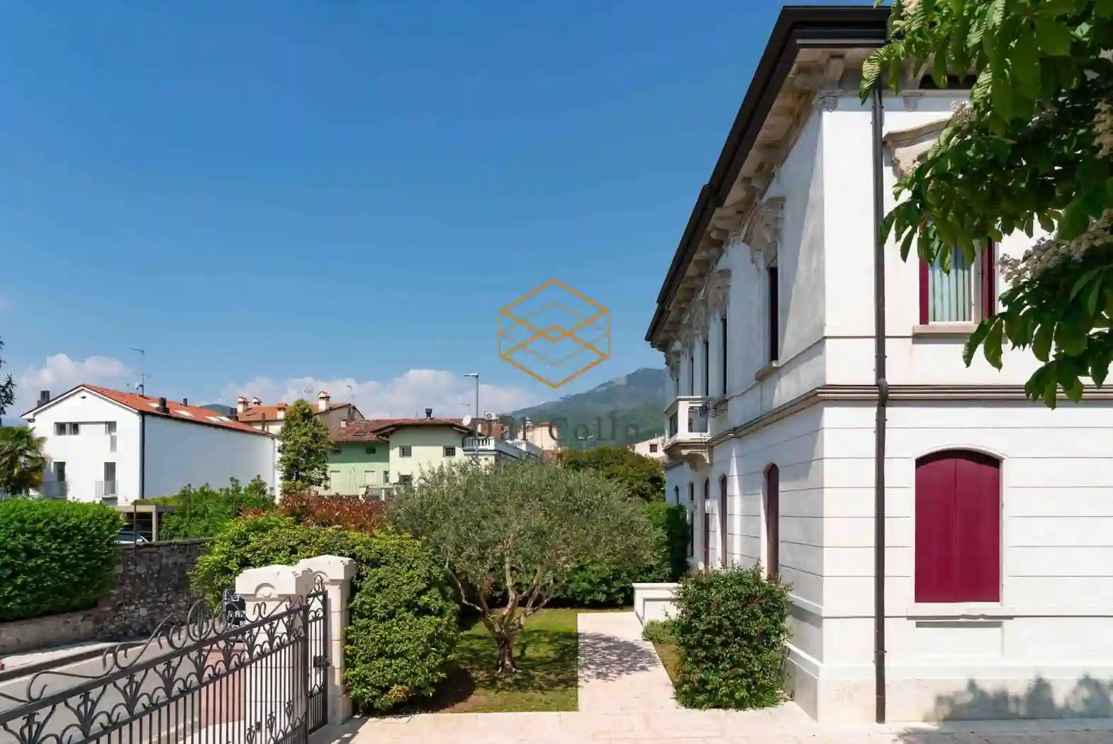 Villa - foto 2