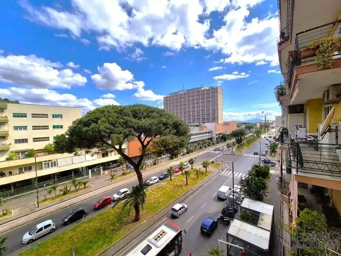 Appartamento in affitto a Napoli