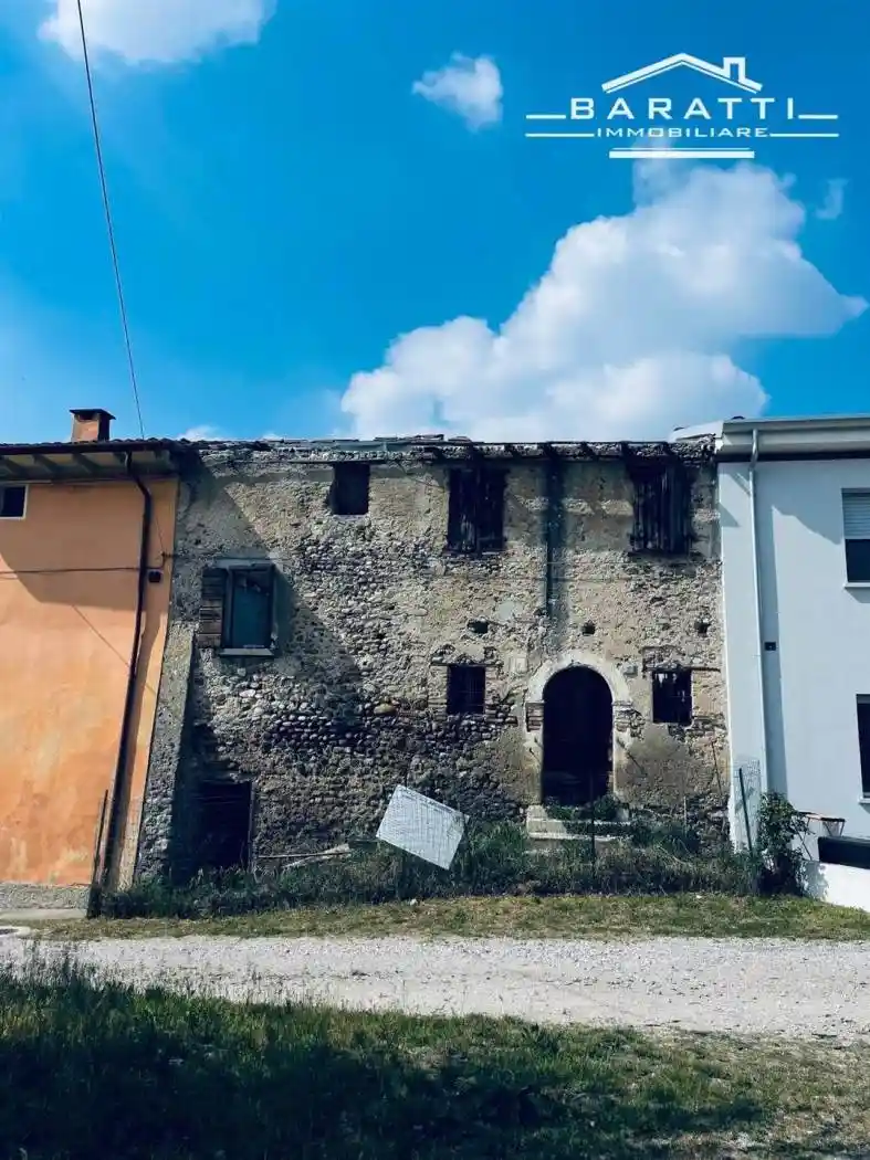 Rustico - Casale in vendita a Volta Mantovana