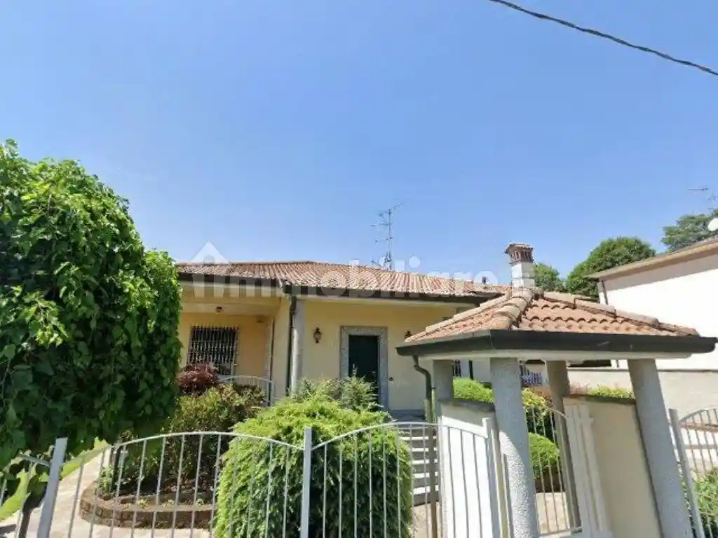 Villa in vendita a Monza