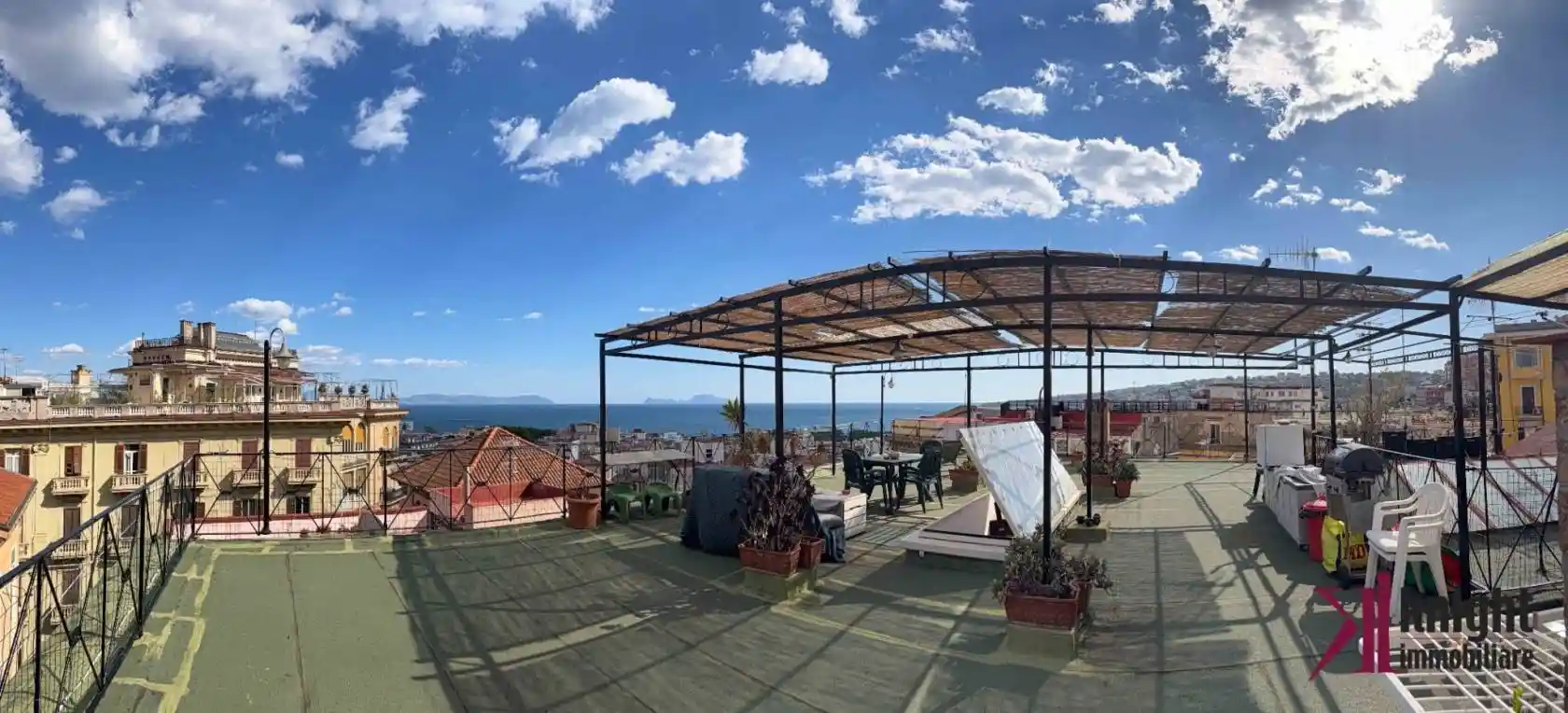 Appartamento in vendita a Napoli