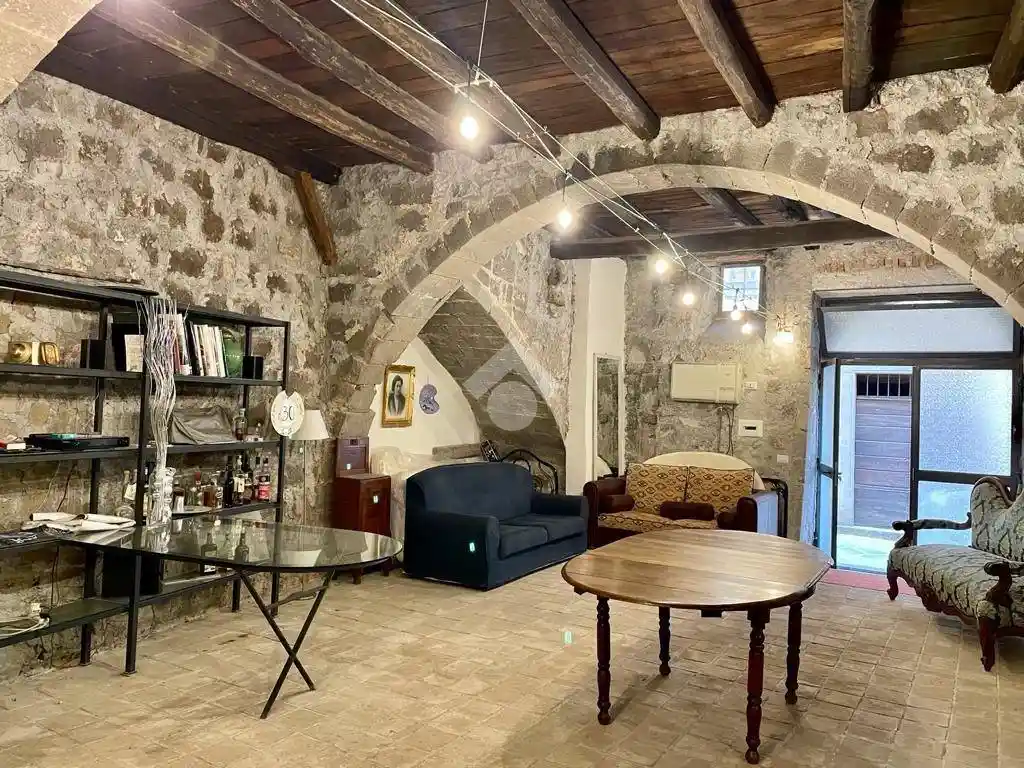 Appartamento in vendita a Montefiascone