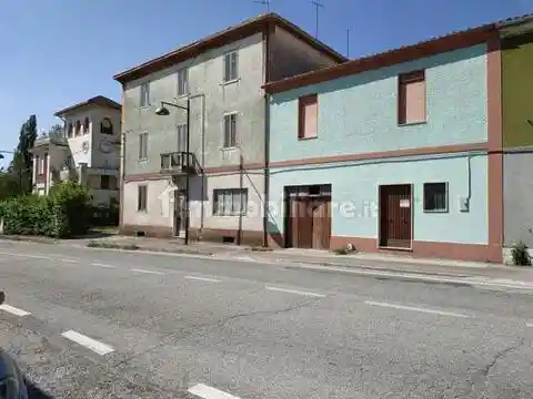 Villa in vendita a Sassoferrato