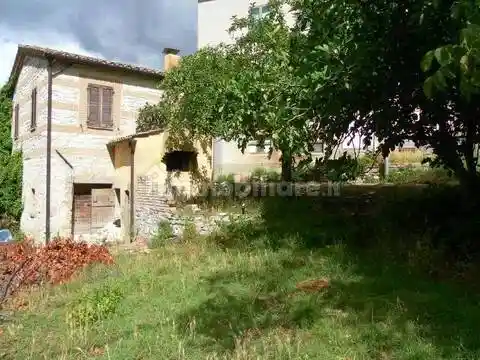 Villa in vendita a Sassoferrato