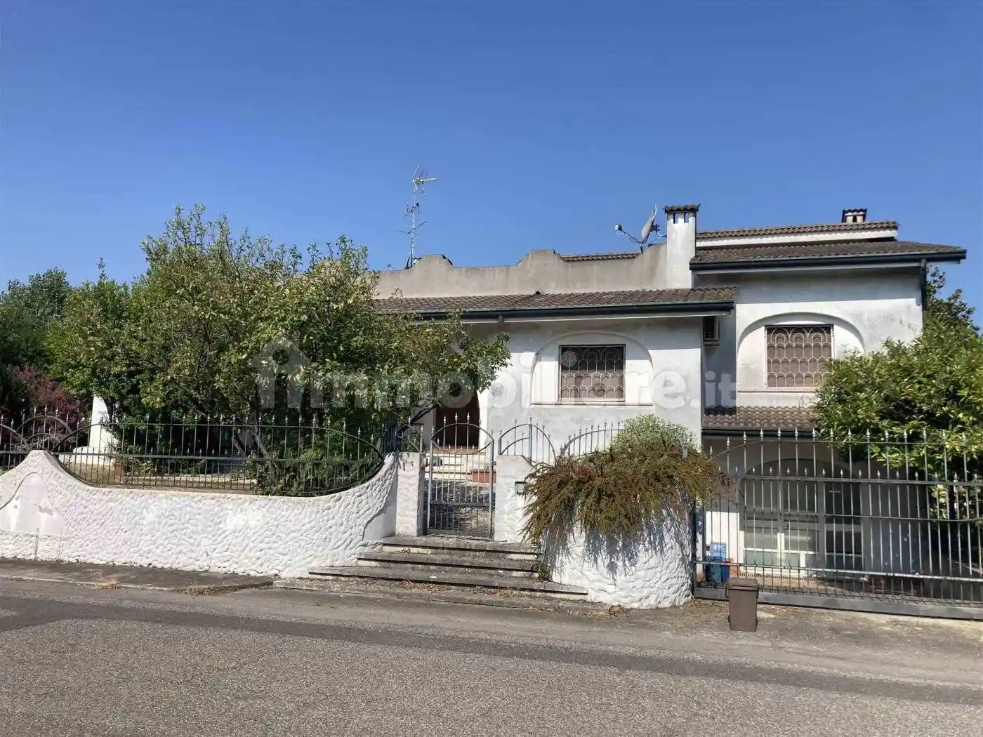 Villa in vendita a Curtatone