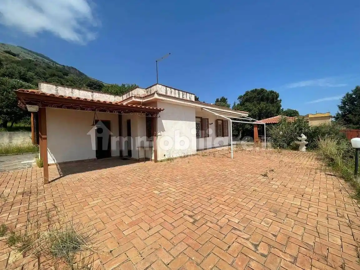 Villa in vendita a Carini