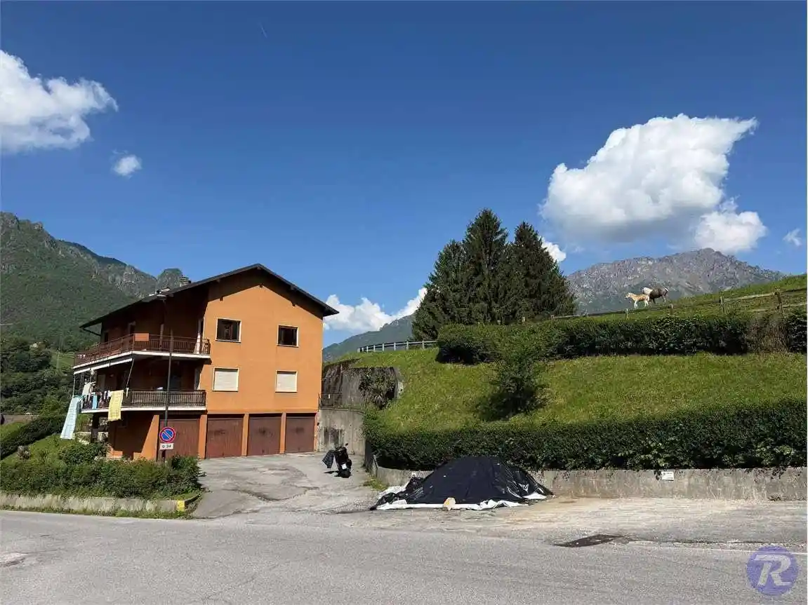 Appartamento in vendita a San Giovanni Bianco