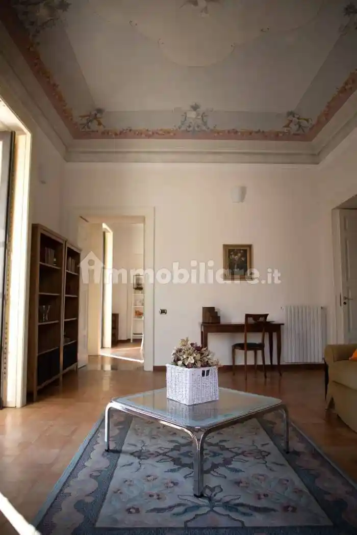 Appartamento in vendita a Salerno