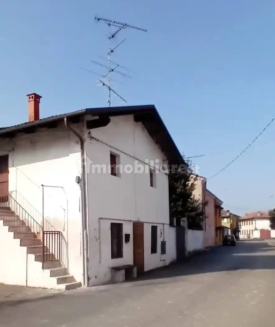 Rustico - Casale in vendita a Oldenico