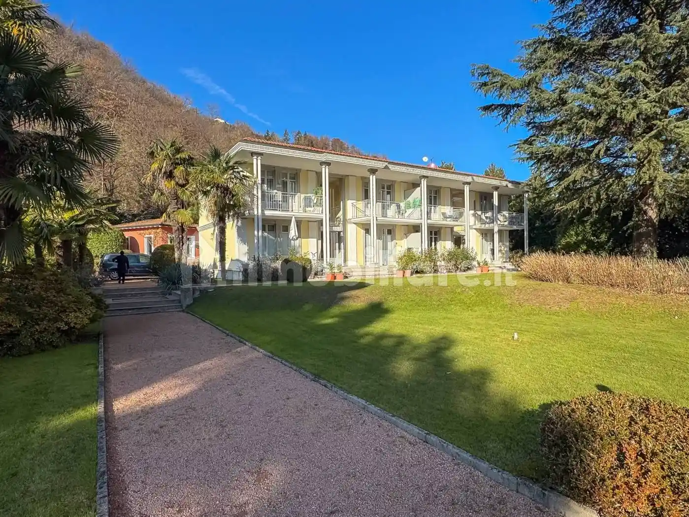 Appartamento in vendita a Porto Ceresio