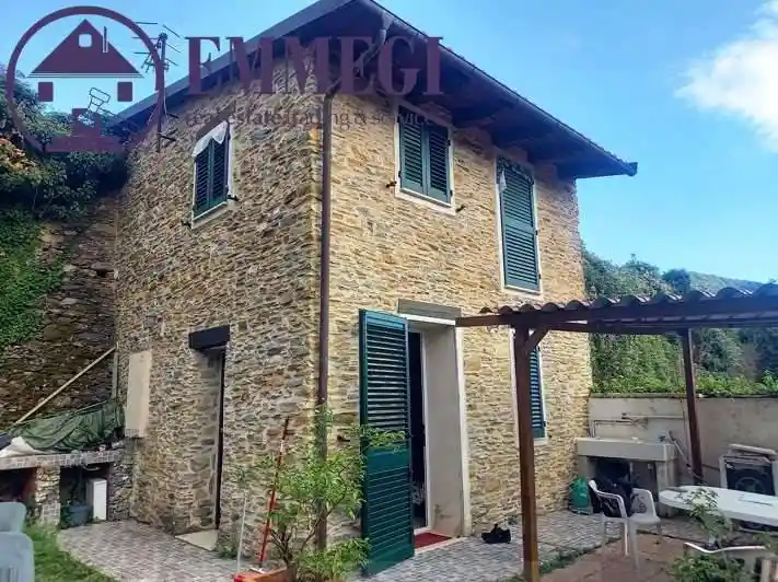 Appartamento in vendita a Casanova Lerrone