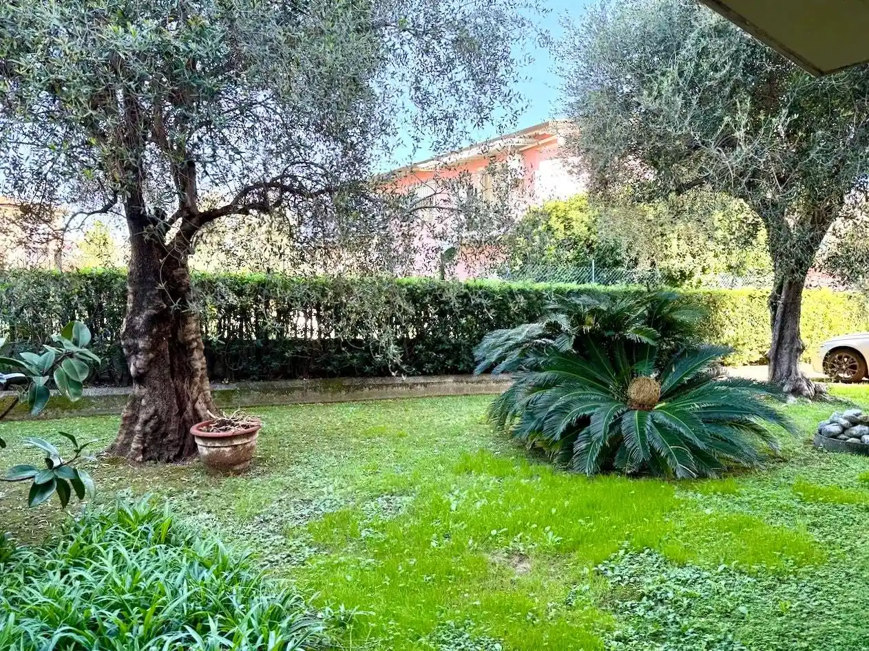 Appartamento in vendita a Massa