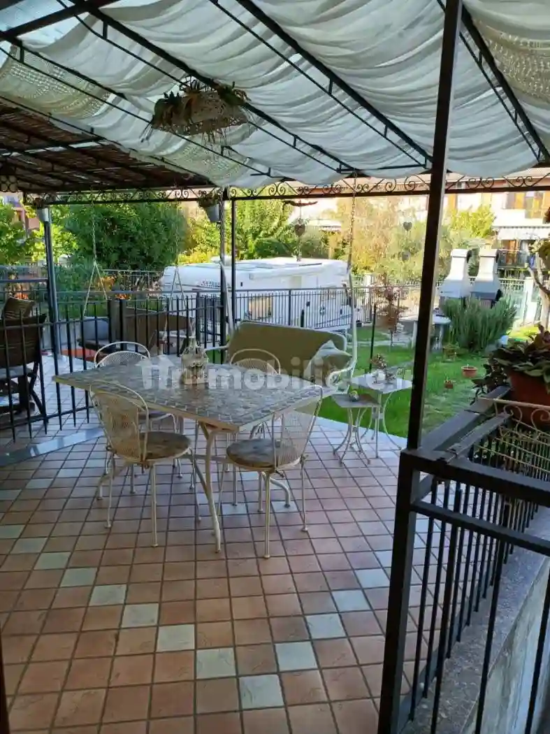 Villetta a schiera - foto 2