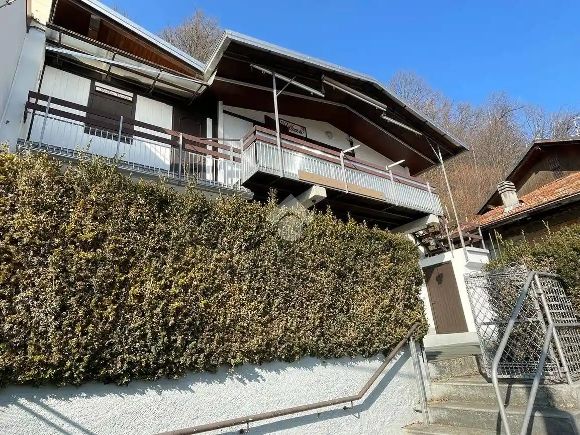 Casa indipendente in vendita a Coggiola