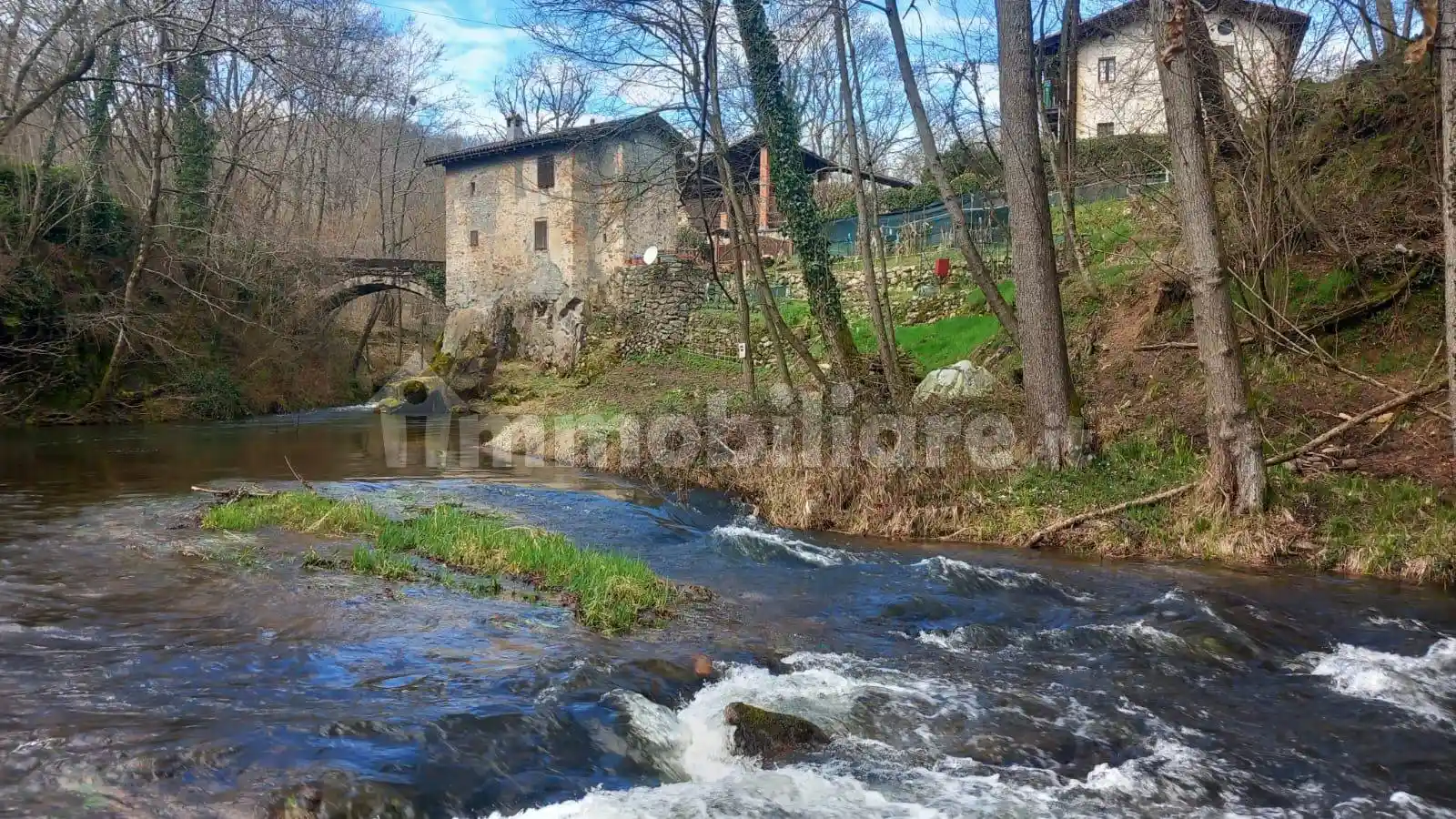 Rustico - Casale in vendita a Masserano