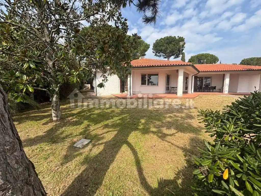 Villa in affitto a Numana