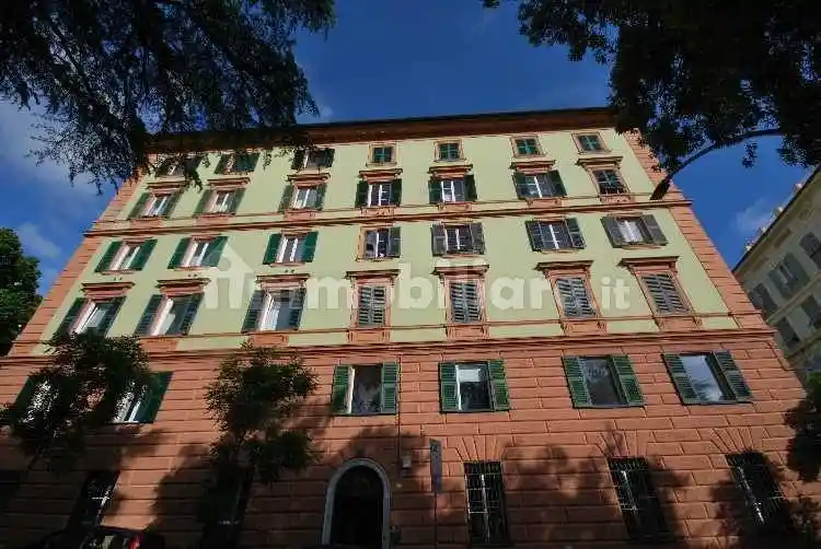 Appartamento in affitto a Genova
