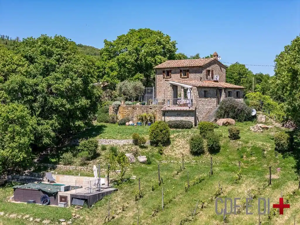 Rustico - Casale in vendita a Roccastrada