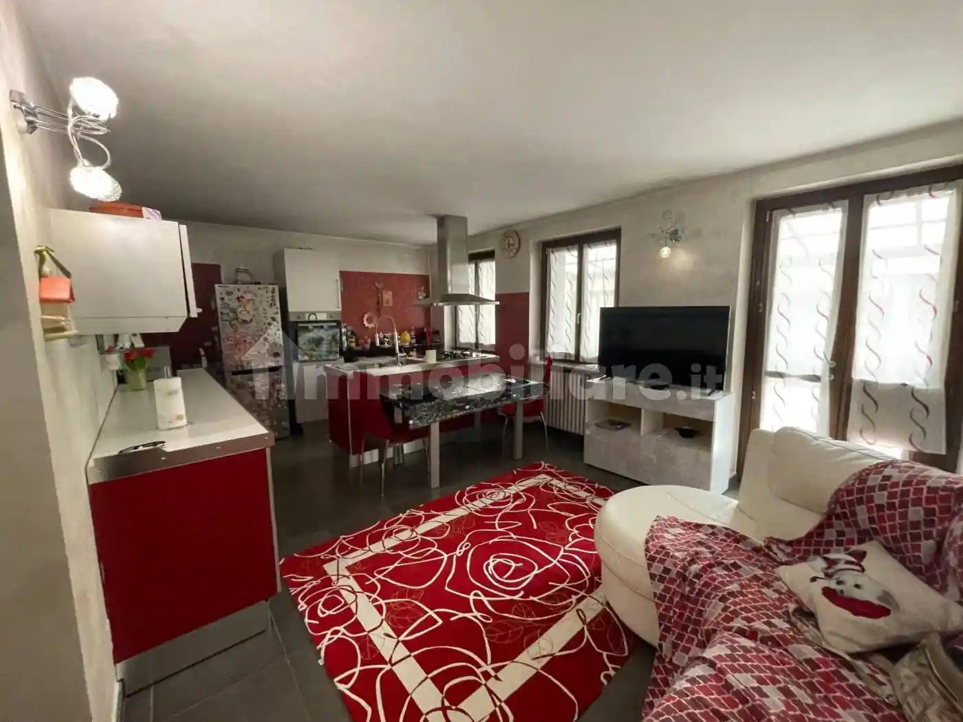 Casa indipendente in vendita a Gassino Torinese