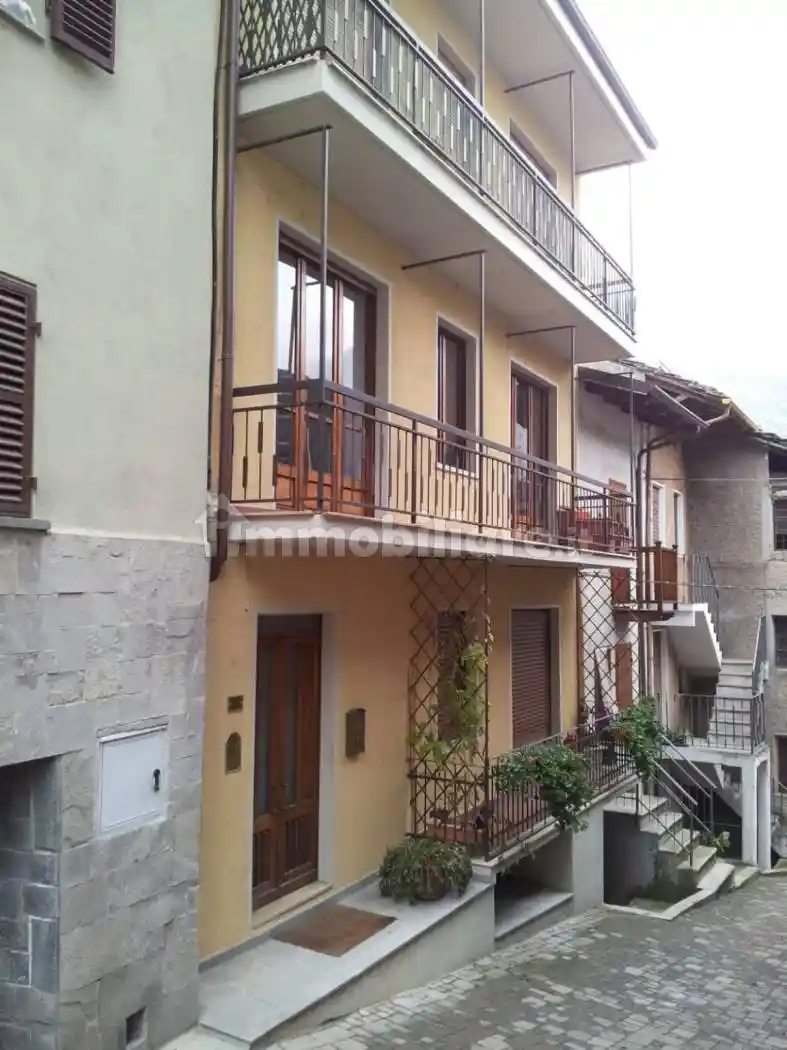 Appartamento in vendita a Chiomonte