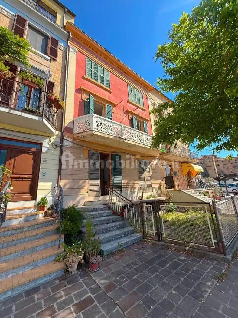 Casa indipendente in vendita a Loro Piceno