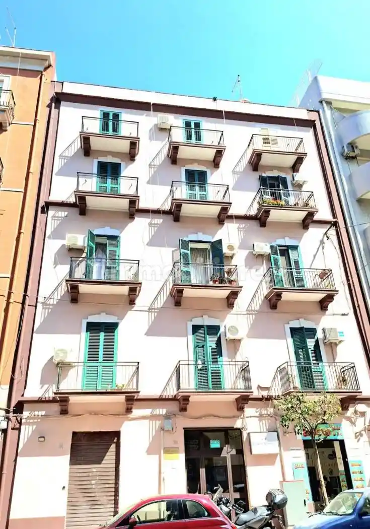 Appartamento in vendita a Taranto