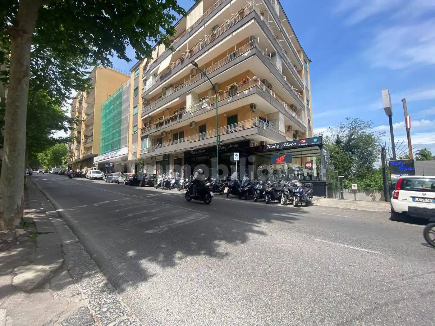 Appartamento in vendita a Napoli