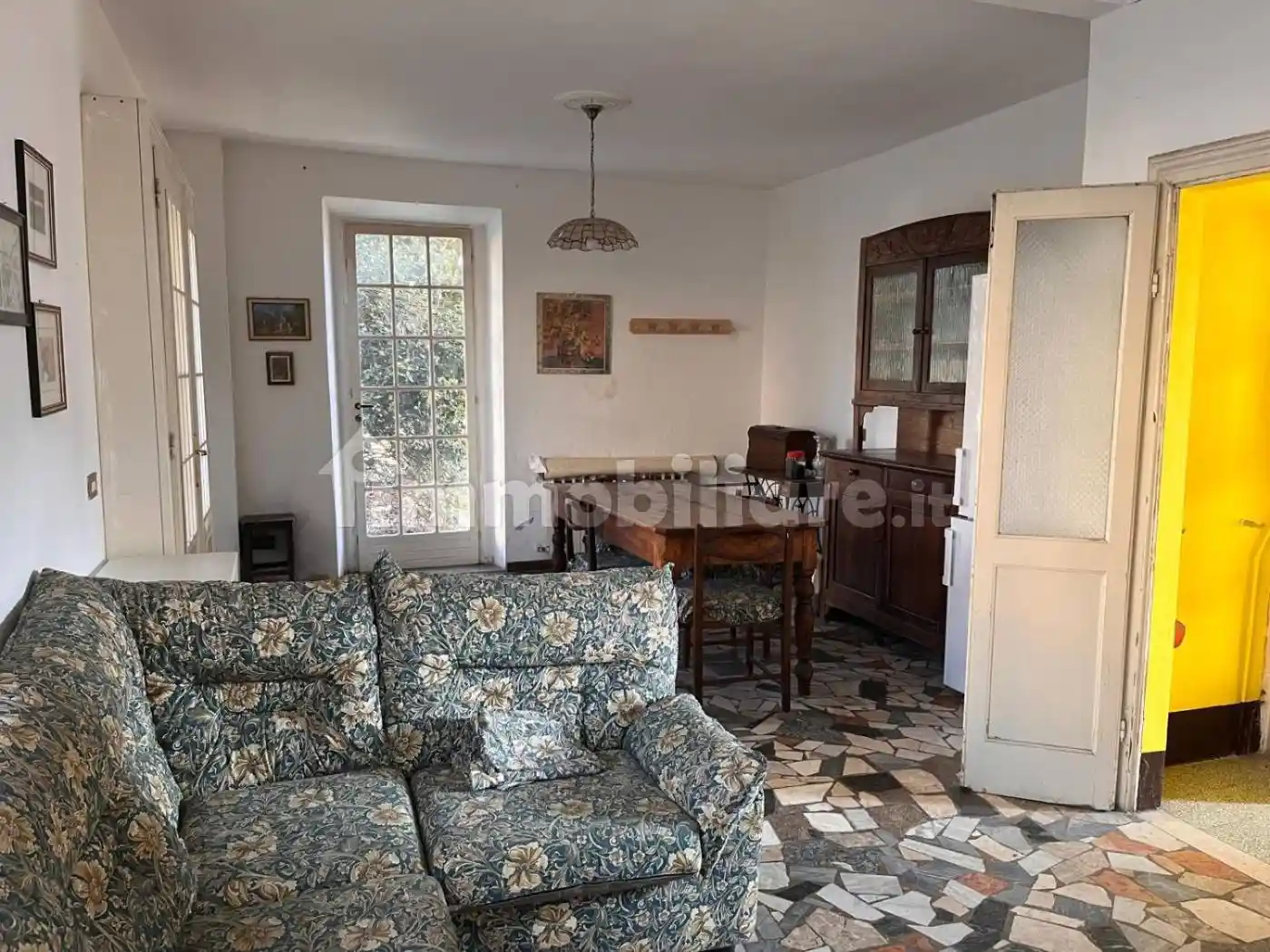 Villa in vendita a Piozzano