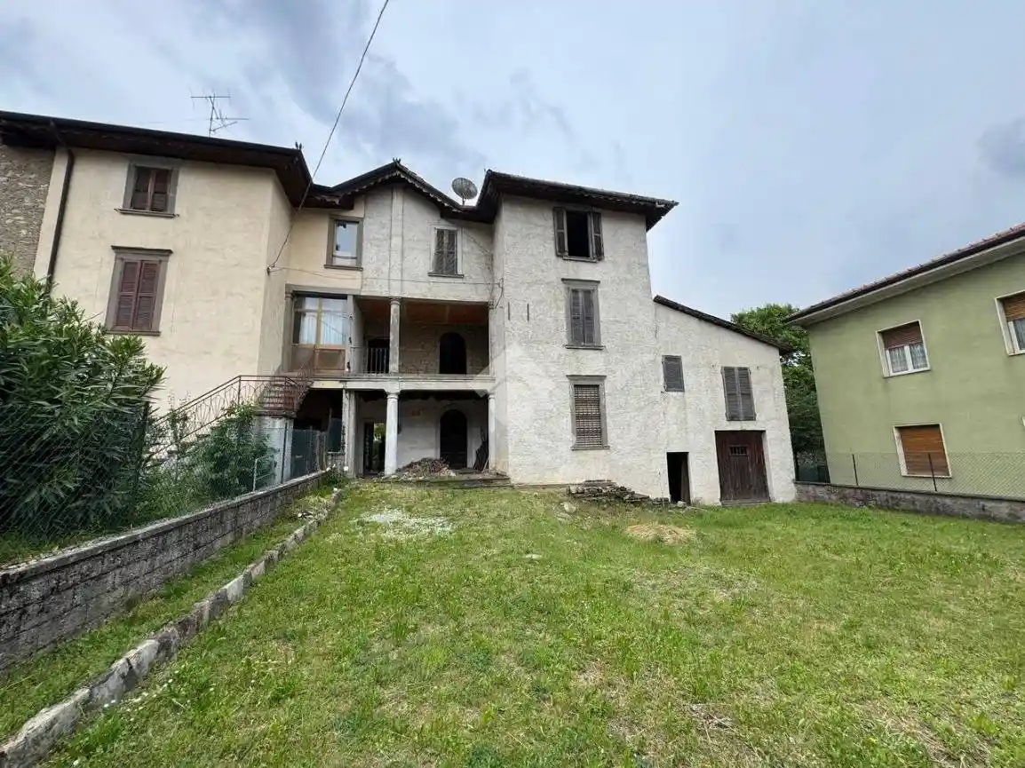 Rustico - Casale in vendita a Casazza