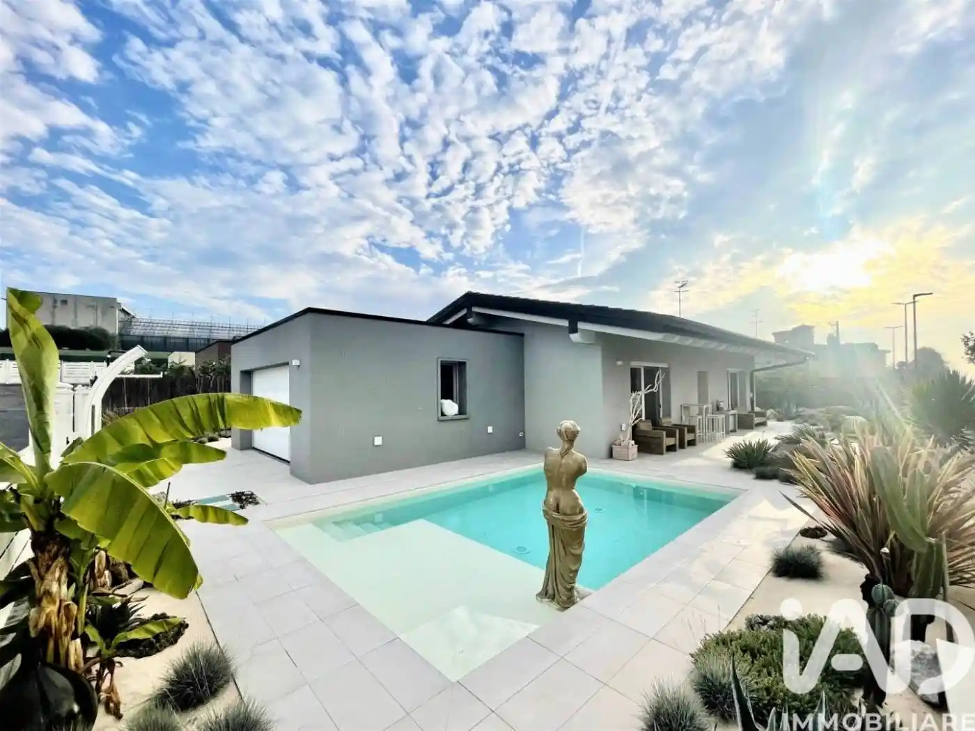 Villa in vendita a Lonato del Garda